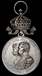 Silver Medal with Crown, Obverse