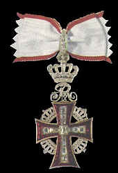 Grand Commander Badge (female)