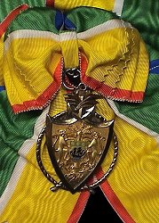 Grand Cross: Badge