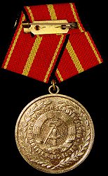 Gold Medal, Reverse