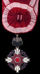 Grand Cordon: Badge