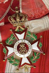 Grand Cross: Badge, Obverse