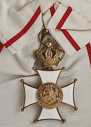 Knight Grand Cross: Badge