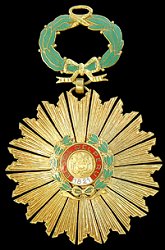 Grand Cross: Badge