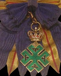 Grand Cross: Badge, Obverse