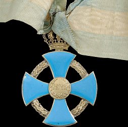 Commander, Reverse