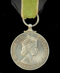 Obverse: Elizabeth II 1st Type