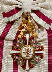 Grand Cross: Badge, Reverse