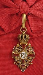 Grand Cross: Badge, Obverse