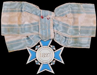 Cross with Cypher in Diamonds, Reverse