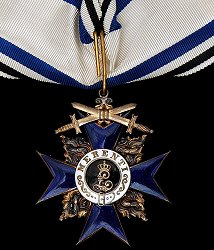 Grand Commander: Badge