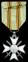 Cross Second Class, Reverse