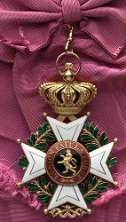 Grand Cross: Badge, Obverse