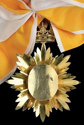 Grand Cross: Badge, Reverse