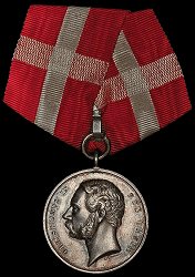 Royal Medal of Recompense in Silver, Obverse