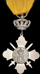 Knight's Silver Cross, Reverse