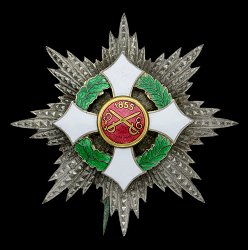 Lnight Grand Cross Star, Obverse