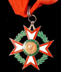 Grand Officer: Badge, Obverse