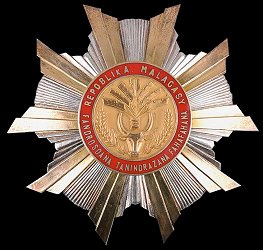 Grand Cross Class 2: Star, Obverse Grand Cross Class 2: Star, Obverse