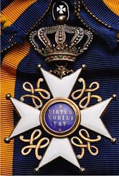 Grand Cross: Badge, Obverse