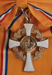 Grand Cross: Badge, Reverse