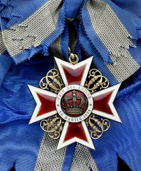 Grand Cross: Badge, Obverse