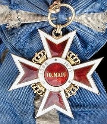 Grand Cross: Badge, Reverse