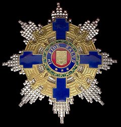 Grand Cross: Badge, Obverse