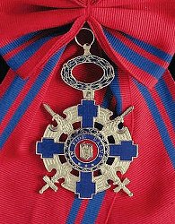 Grand Cross: Badge, Obverse