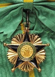 Grand Cross: Badge, Obverse Grand Cross: Badge, Obverse