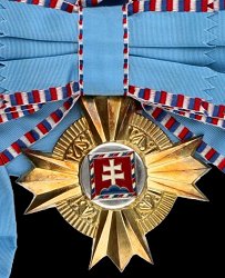 Class 1 on sash, Obverse