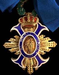 Grand Cross: Badge, Obverse