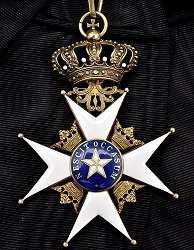 Commander Grand Cross: Badge, Obverse