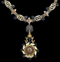 Collar, Obverse