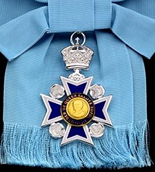 Grand Cross: Badge, Obverse