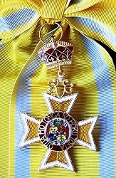 Grand Cross: Badge, Obverse