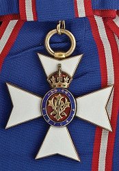 Grand Cross: Badge, Obverse