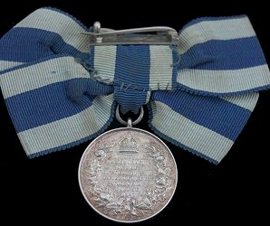 Silver Medal (female), Reverse